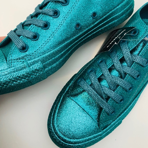 Converse Ctas Low Top Brittany Blue Glitter NWT - Picture 8 of 8
